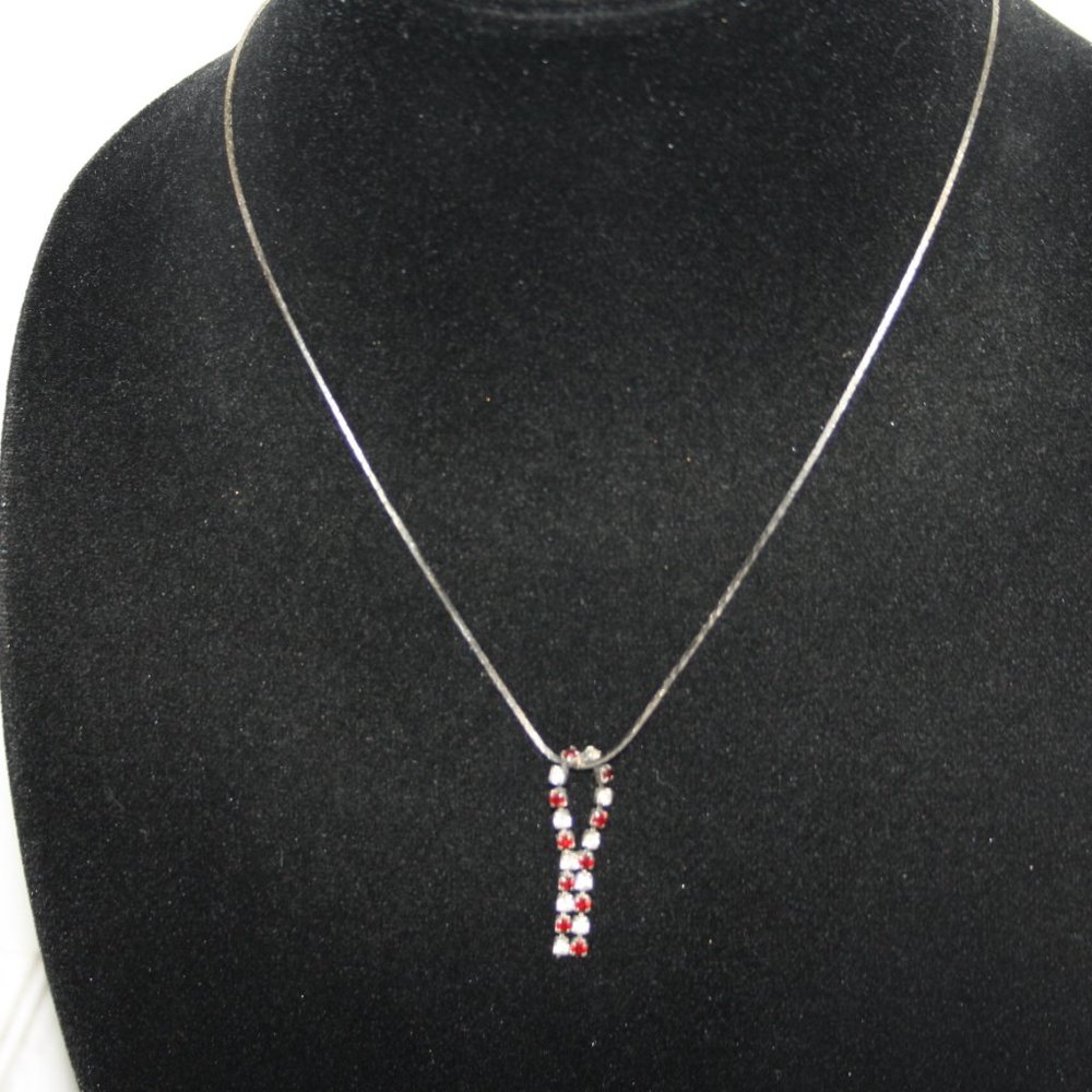 🎀✨ Vintage Silver Necklace w/ Red + White Rhinestone Ribbon · 18" ✨🎀